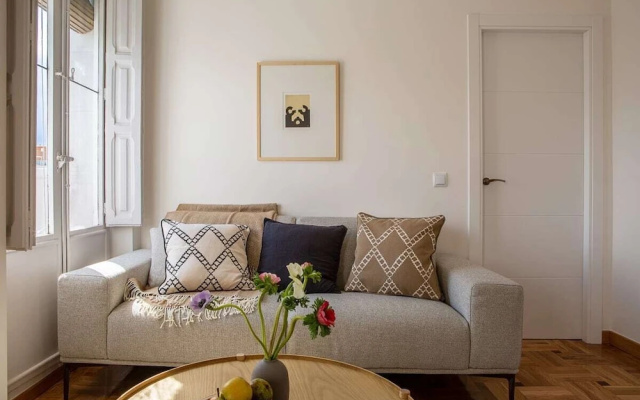 Beautiful 4 Bed 2 Bath Apt in Salamanca