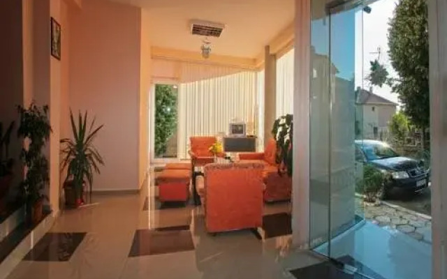 Dirossi Hotel