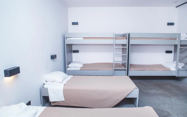Antwerp Central Youth Hostel