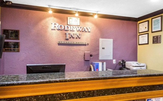 Rodeway Inn Capitol