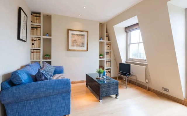 The Kempsford Gardens Nest - AG01