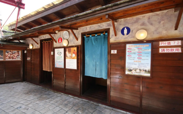 Ku Kuan Hotel