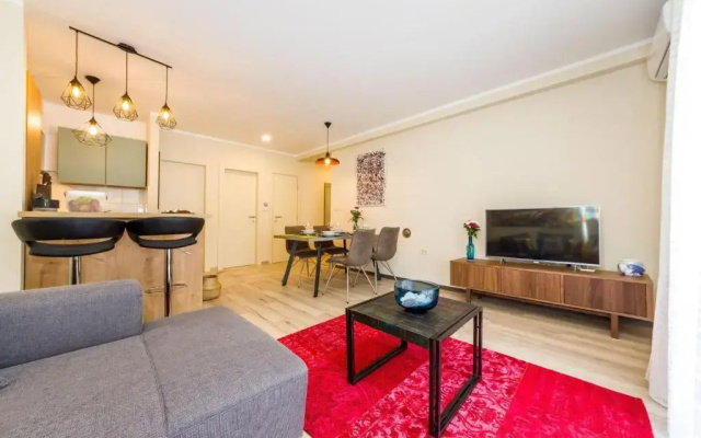 Ema 2Br Apt. In Old Town Centre