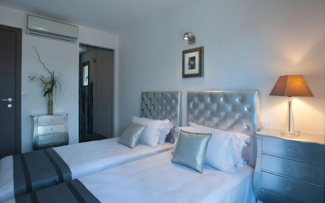Casa Julia in Zonza with 3 bedrooms and 4 bathrooms