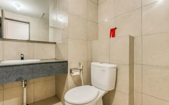Reddoorz Apartment @ Pasar Baru Mansion