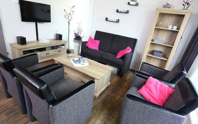 Tidy Holidayhome with Dishwasher, Near the Emslandermeer