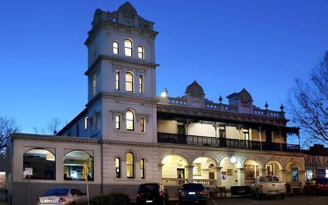 Yarra Valley Grand Hotel