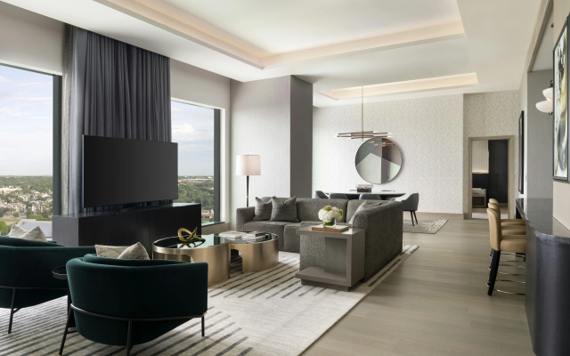 Loews Arlington