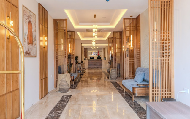 Golden Pillar Hotel