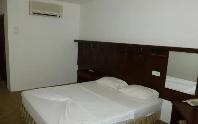 Grand Vizon Hotel