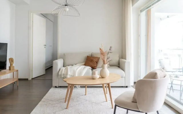 Stylish apartment with big sunny terrace