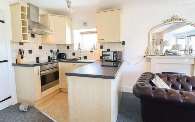 Sea View Apartment