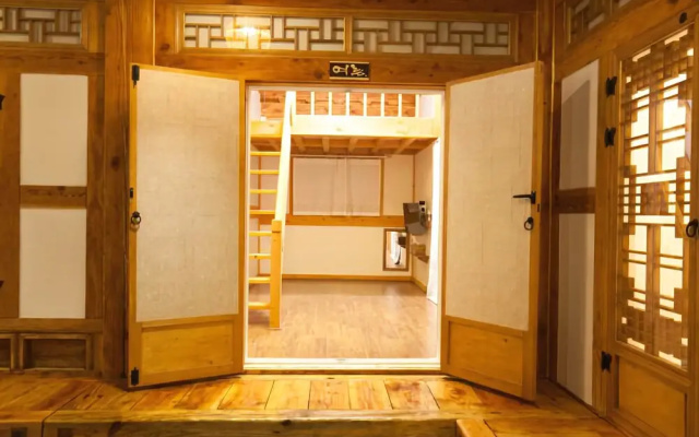 Jeonju Samrakcheon Pension