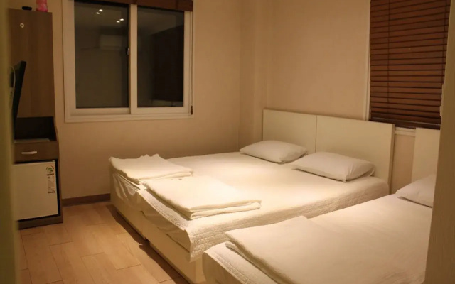 Moon Sun Guesthouse Myeongdong