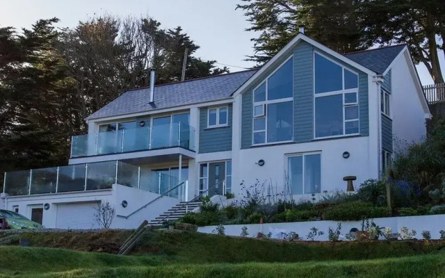 Holywell Bay B&B