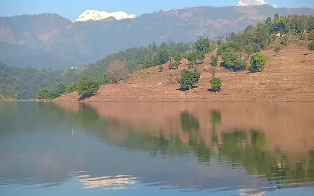 Begnas Lake front guest house