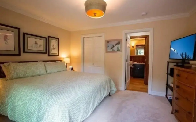 Texas Townhome Condos - 3 Minutes Walk to Gondola by RedAwning