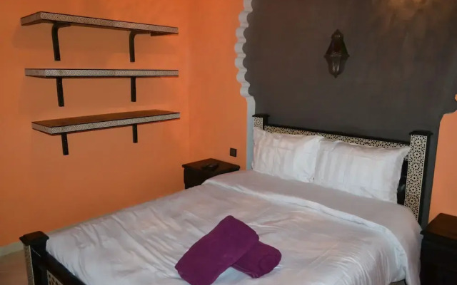 Inyan Dakhla Hotel