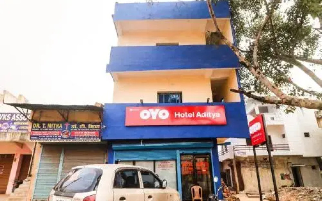 OYO 61862 Hotel Aditya