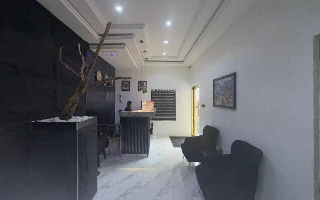 Next Level Hotel & Suites