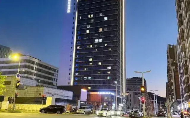 Wassim Hotel (Jinan CBD MixC Store)