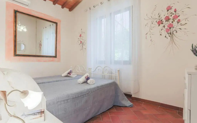 Villa Pongina with private pool