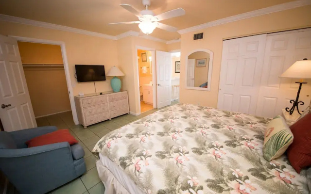Tradewinds Beach Resort