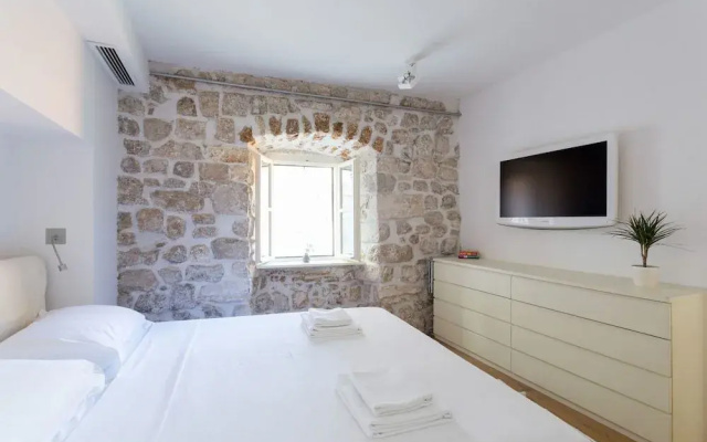 Hedera Estate, Hedera A6 - Breakfast Included