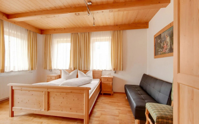 Apartment in Hainzenberg Near Ski Slopes