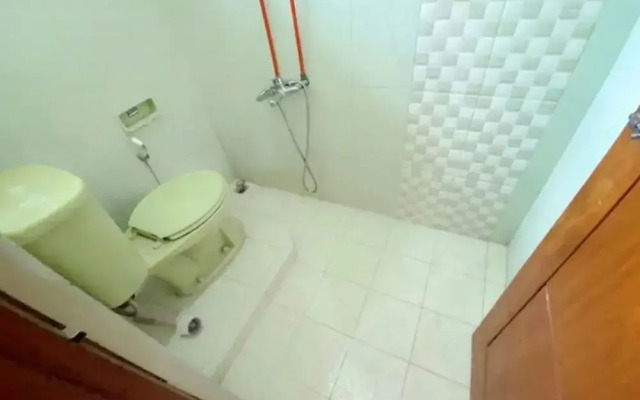 Hotel O Kartika Guest House SyariahNearPantai Stres