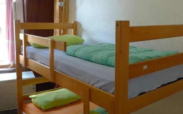 Chillton Hostel
