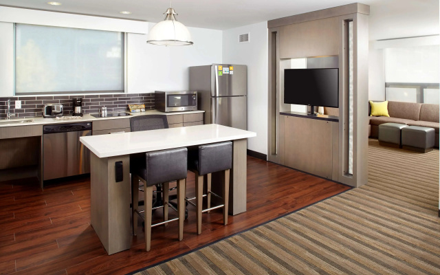 Hyatt House Denver/Lakewood at Belmar