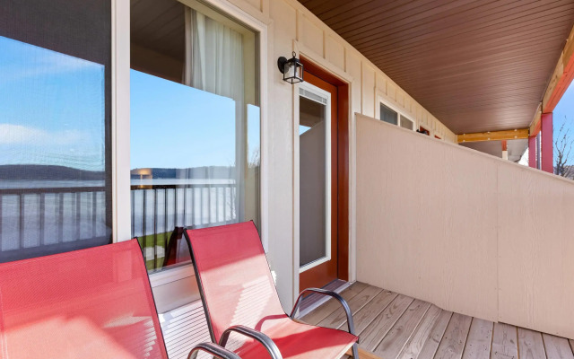 Comfort Inn & Suites Munising-Lakefront