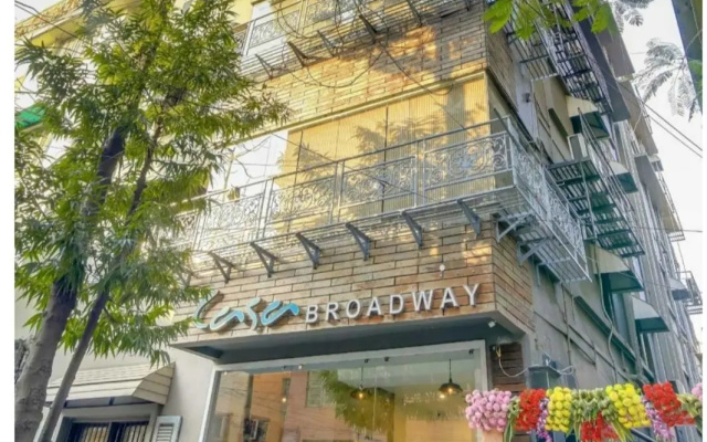 Capital O 9125 Casa Broadway