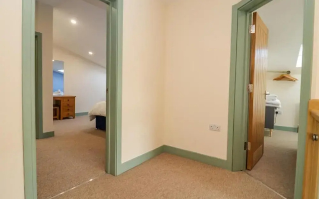 1 Bears Court Little Rissington