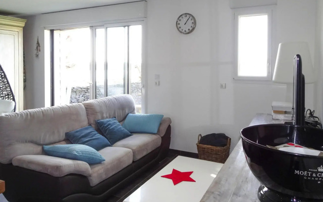 Holiday Home With sea View in Portbail