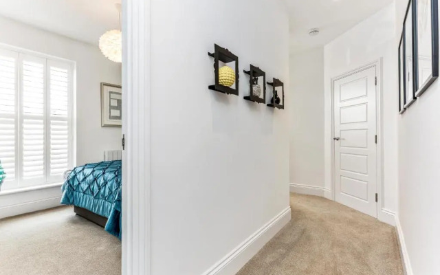 3, Gainsborough House