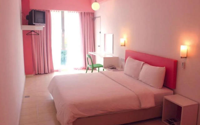 YY38 Hotel