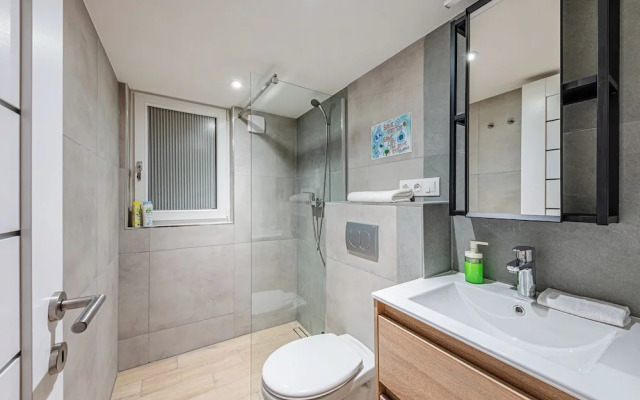 Secret Charming Studio