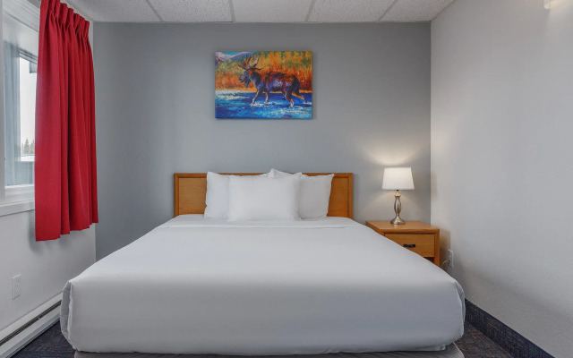 Golden North Inn
