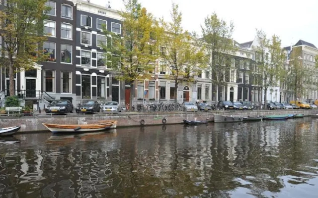 Amnesia Canal House
