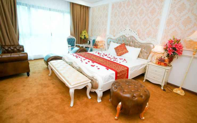 King's Hotel Cau Giay