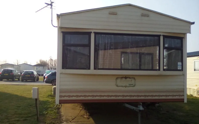 Stunning 3-bed Caravan in Camber Kitesurf Family