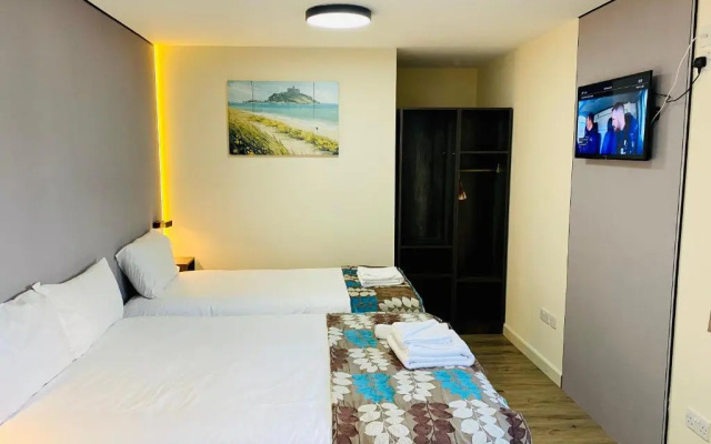 Almond Tree Hotel