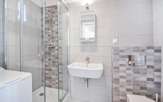 Awesome Home in Sianozety With 2 Bedrooms and Wifi