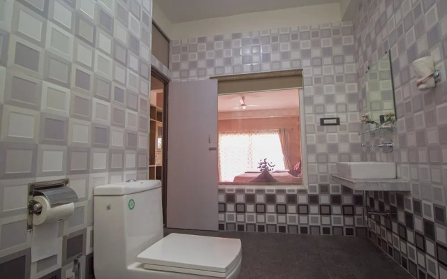 OYO 23353 Hidden Gem Residency