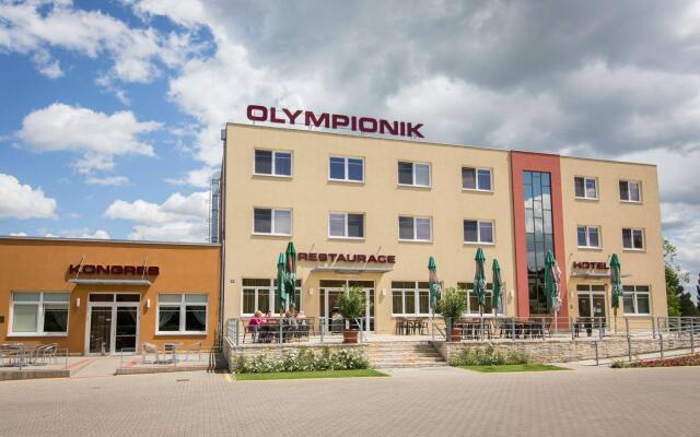 Hotel Olympionik Мельник вид на фасад