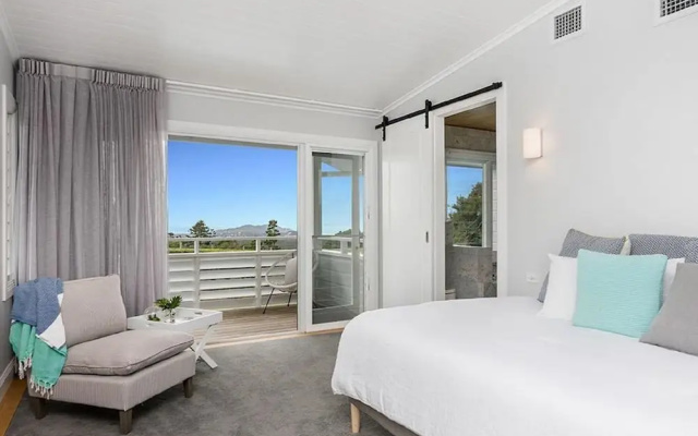 Your Luxury Escape - Trig Point