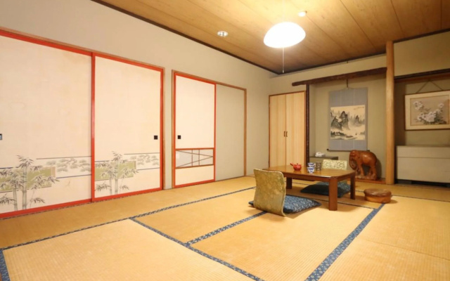 Kaneki Hotel