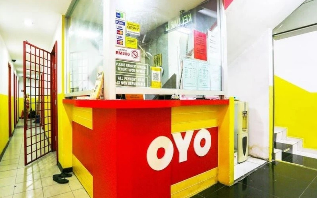 OYO 89738 1st Inn Hotel Glenmarie